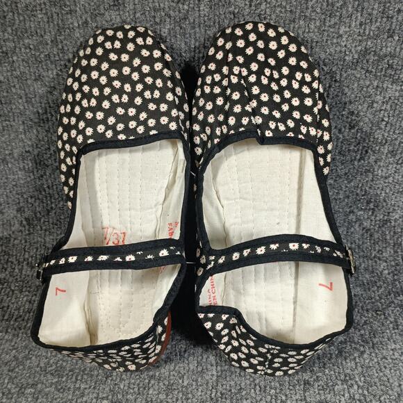 Hao Yu Mary Jane Shoes Womens Size 7 Black White Floral Daisy Print Strap China - Picture 8 of 9